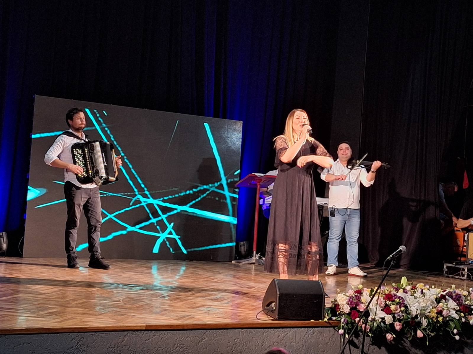  МАНИФЕСТАЦИЈОМ „ШУМАДИНКА ЈЕЧАМ ЖЕЛА“ ЗАВРШЕН ЛЕТЊИ ПРОГРАМ ЦЕНТРА ЗА КУЛТУРУ